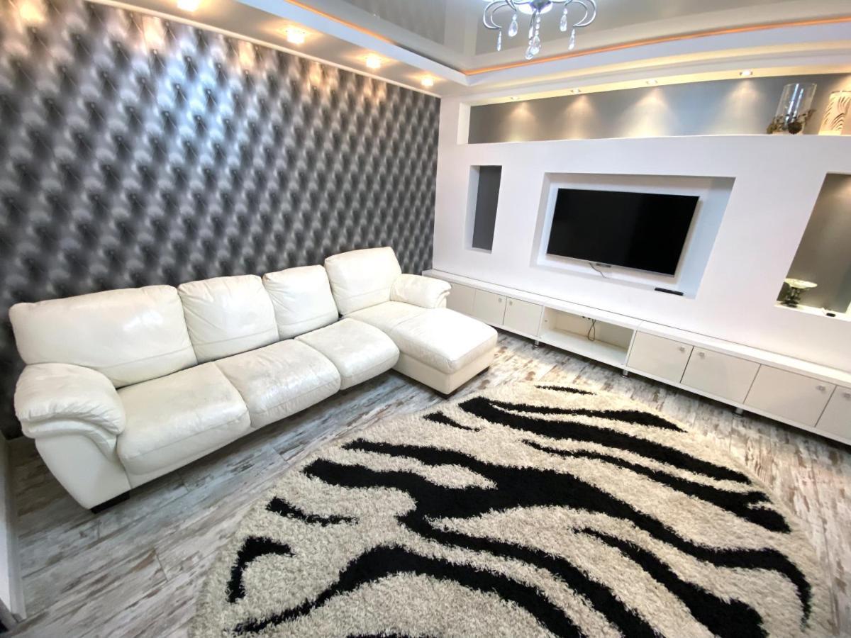 Bright Luxury Apartment Near Center Chişinǎu Buitenkant foto
