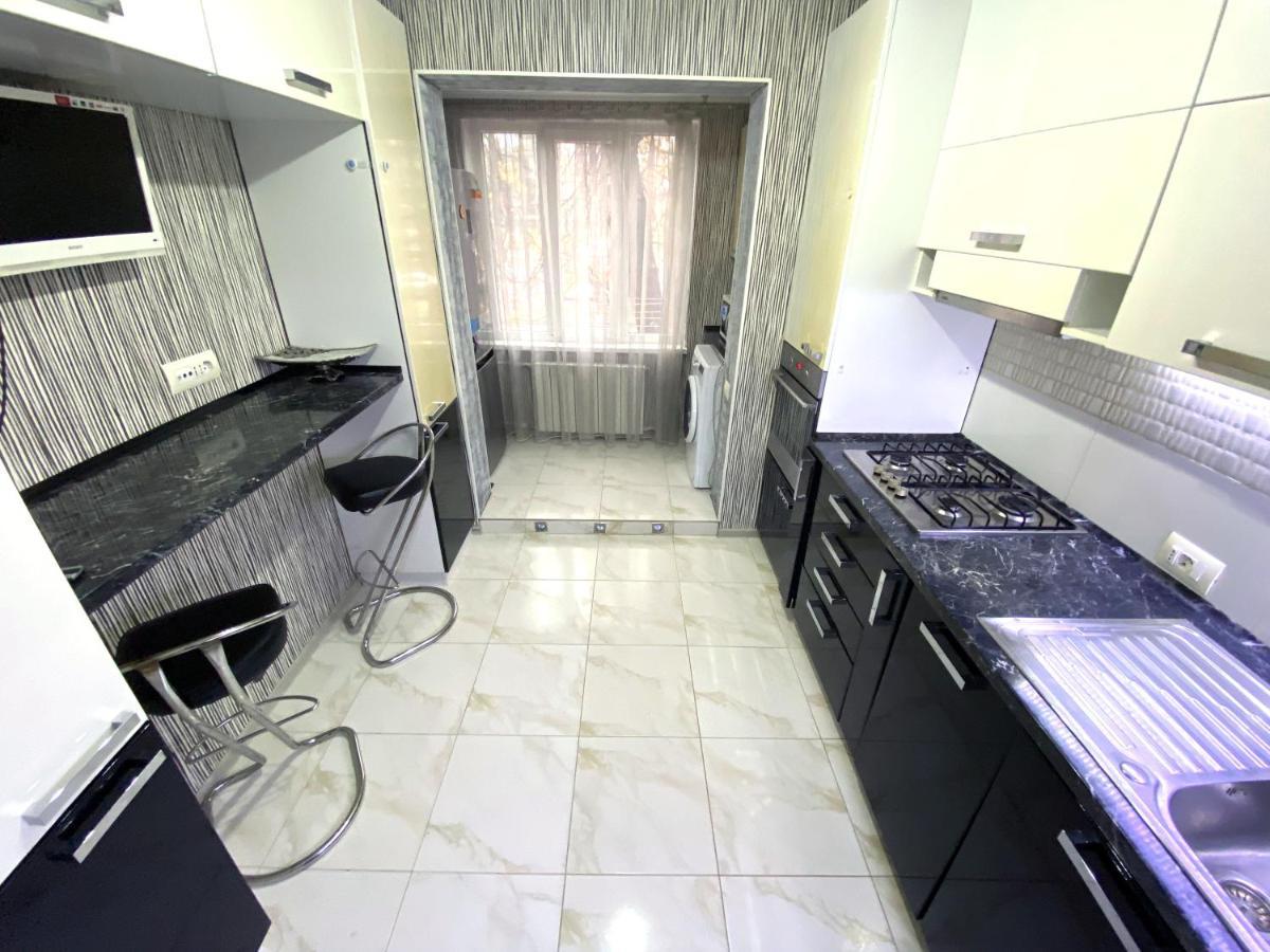 Bright Luxury Apartment Near Center Chişinǎu Buitenkant foto
